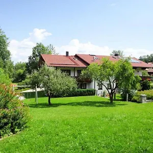 Apartment Und Kronner, Zachenberg